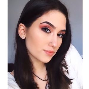 Meet your Posher, Valerie